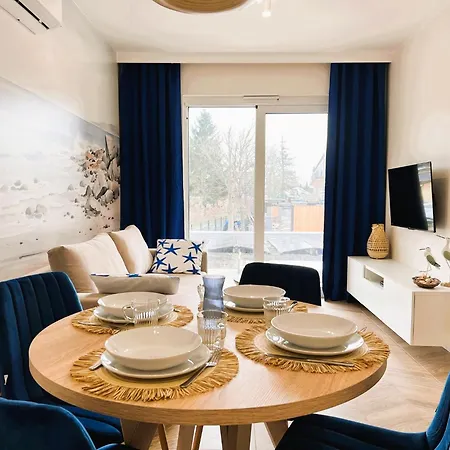 Appartamento Przy Plazy Z Tarasem I Bezplatnym Parkingiem Sianozety