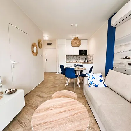 アパート Przy Plazy Z Tarasem I Bezplatnym Parkingiem